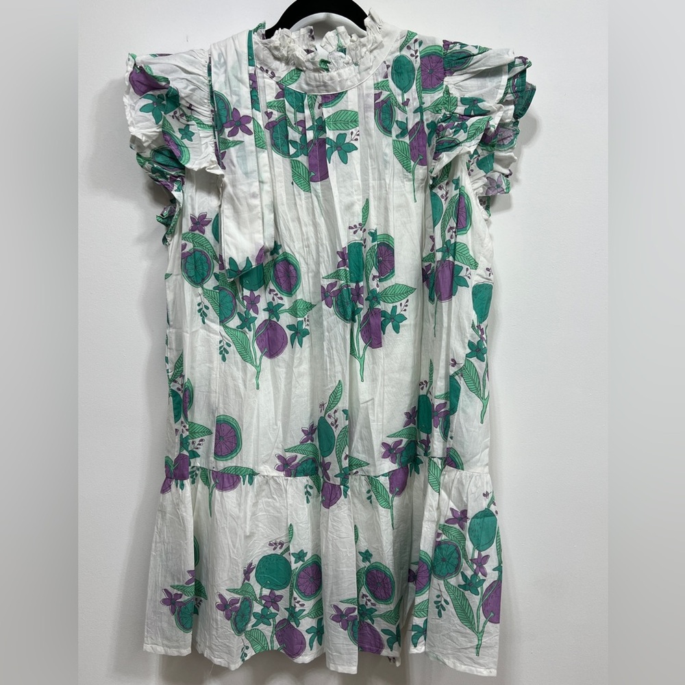 Victoria Dunn Jasmine mini, NWOT, comes with belt size large.